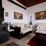Mountain In Zall Dardhe Casa vacanze